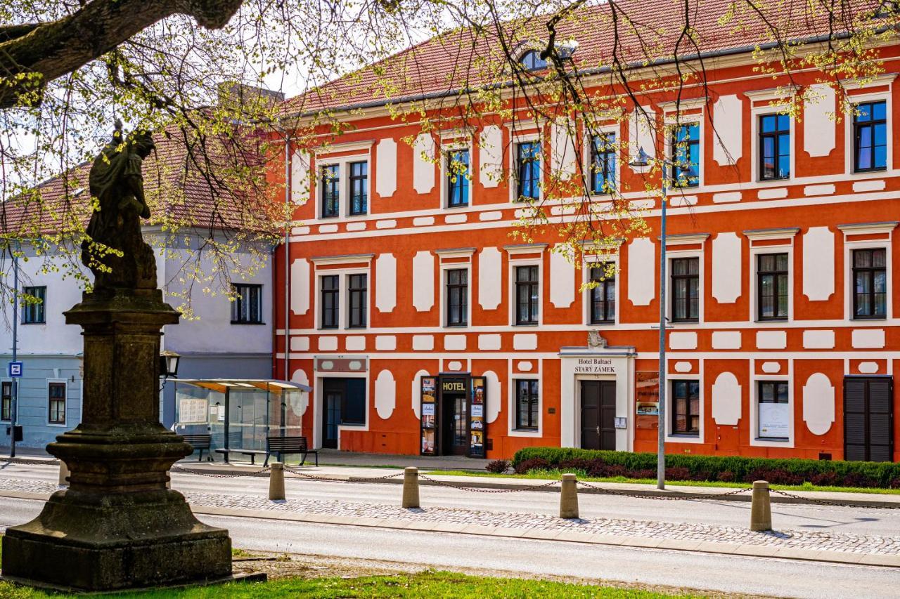 Hotel Baltaci Stary Zamek Napajedla Exterior foto