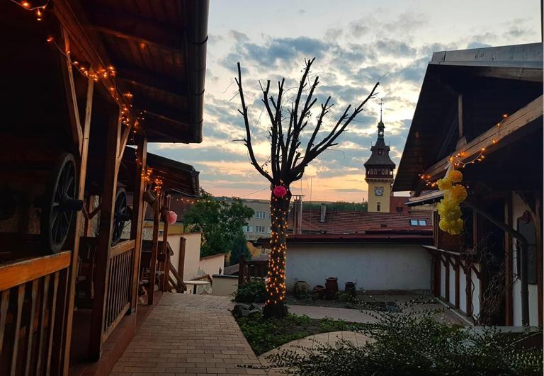 Hotel Baltaci Stary Zamek Napajedla Exterior foto